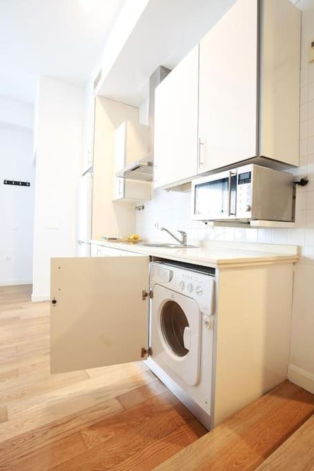Nuevo Estudio Centro Sevilla. Ac/Wifi Castellar 56 Eksteriør bilde
