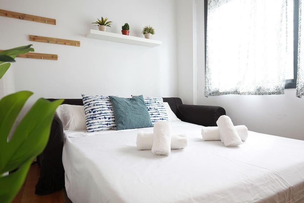 Nuevo Estudio Centro Sevilla. Ac/Wifi Castellar 56 Eksteriør bilde