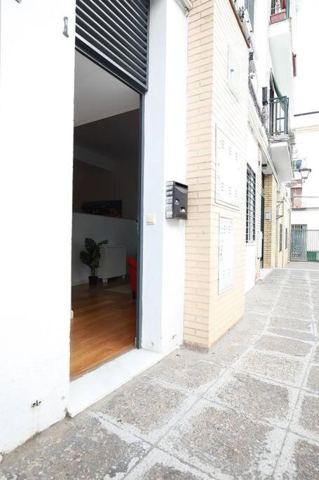 Nuevo Estudio Centro Sevilla. Ac/Wifi Castellar 56 Eksteriør bilde